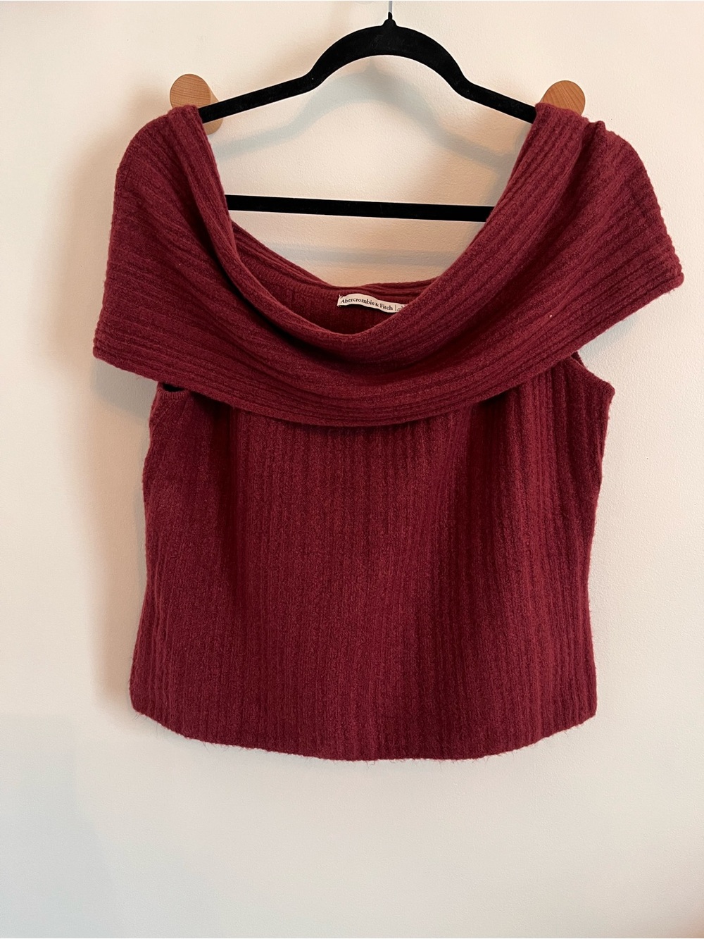 Abercrombie & Fitch Off-Shoulder Ribbed Sweater Top - Burgundy